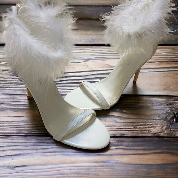 Marc Fisher Genivy Feather Cuff Sandals 7.5M Open Toe Stiletto Heels Zip Sexy - Picture 1 of 10